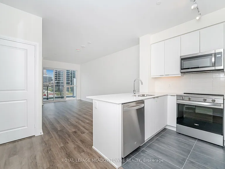 15 Watergarden Dr #207 — Photo 13