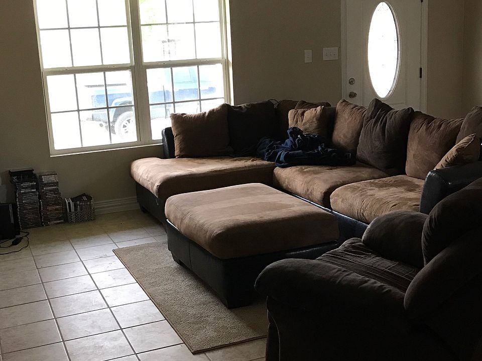1st image of 313 Mesa Dr
