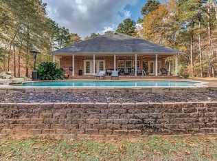 100 Shoreline Dr, Nacogdoches, TX 75964