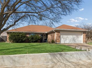 3300 Fairmeadows Ln, Fort Worth, TX 76123