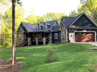 5561 Nightwood Dr, Randleman, NC 27317