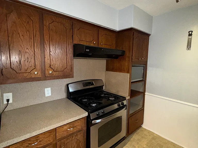 6202 Power Dr — Photo 4