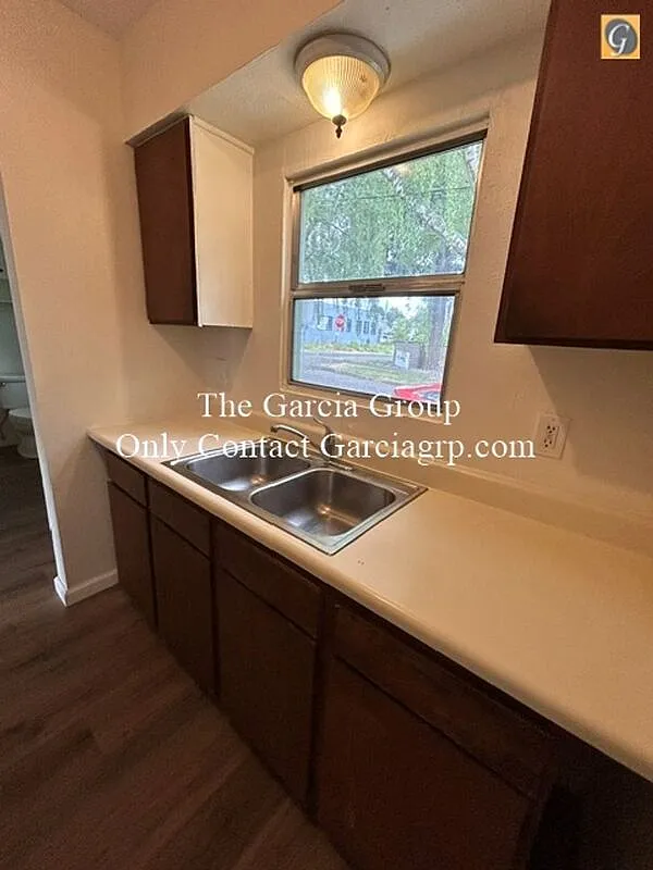 1 bed, 1.0 bath, 500 sqft, $1,195 — Photo 3