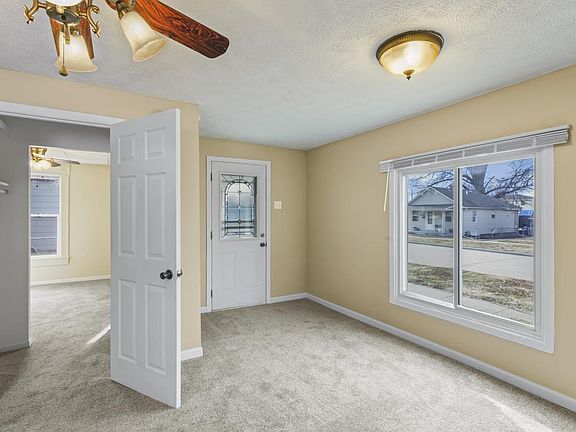 5th image of 1806 Avenue C