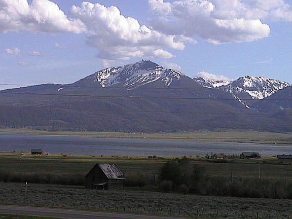 2nd image of 3685 Highway 87