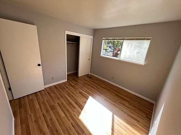 4th image of 22405 Rancho Ventura St Unit B