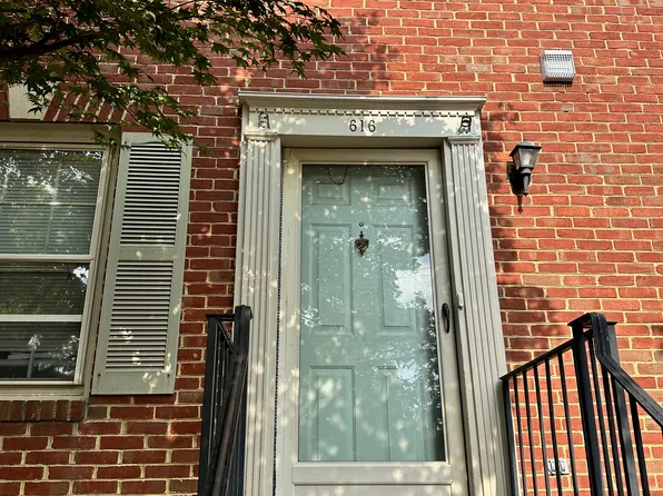 616 N Oxford St, Arlington, VA 22203