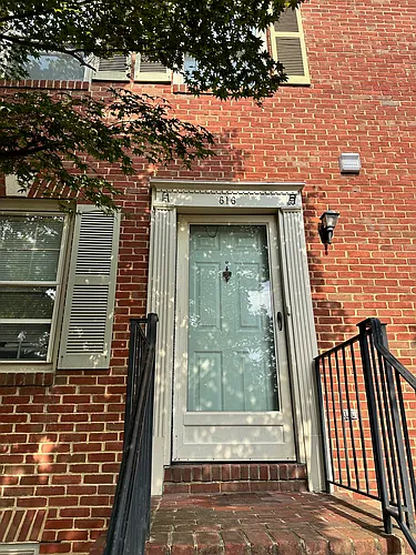 616 N Oxford St Photo 1