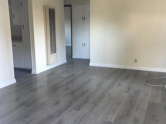2nd image of 5530 Gotham St