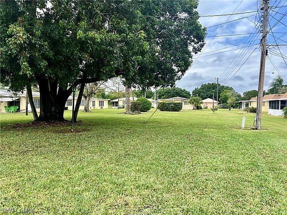 3rd image of 2206 Gardenia Way
