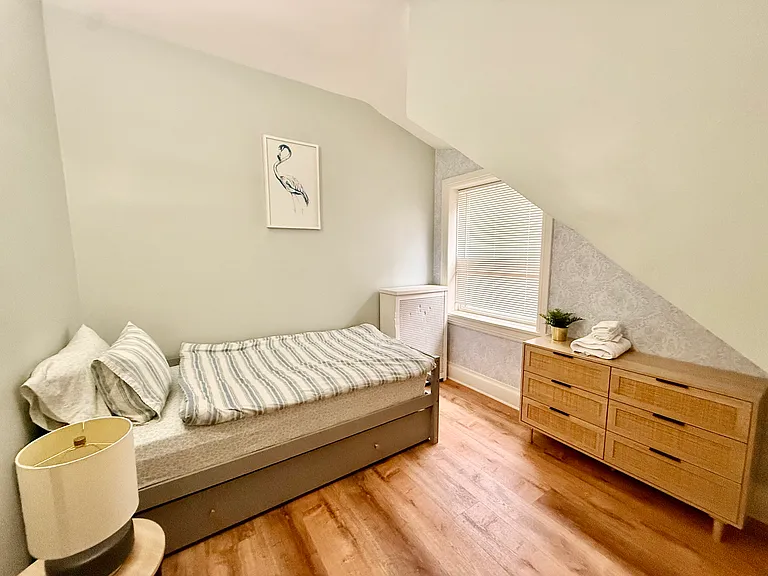 224 N Austin Blvd #1 — Photo 23