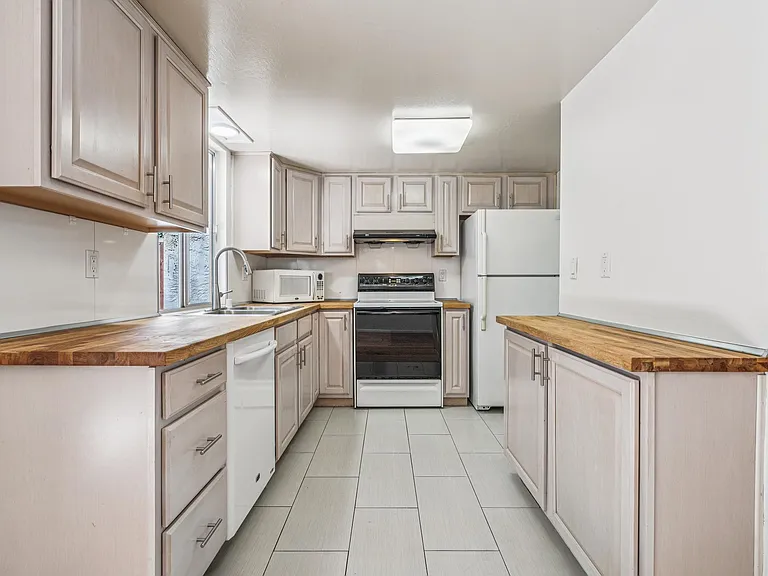 830 Podva Rd #B — Photo 5