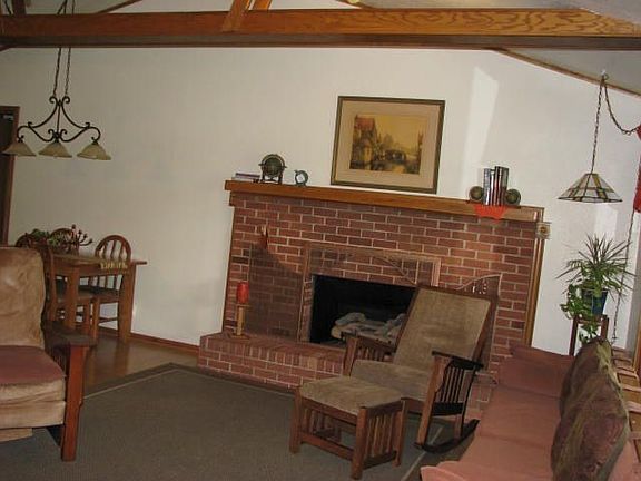 Living room with Fireplace