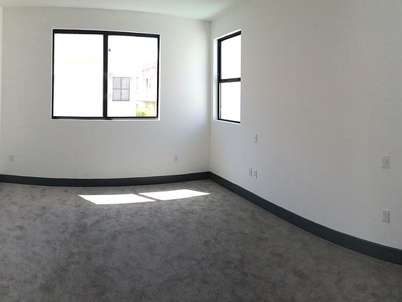 4th image of 121 N Clark Dr APT 201