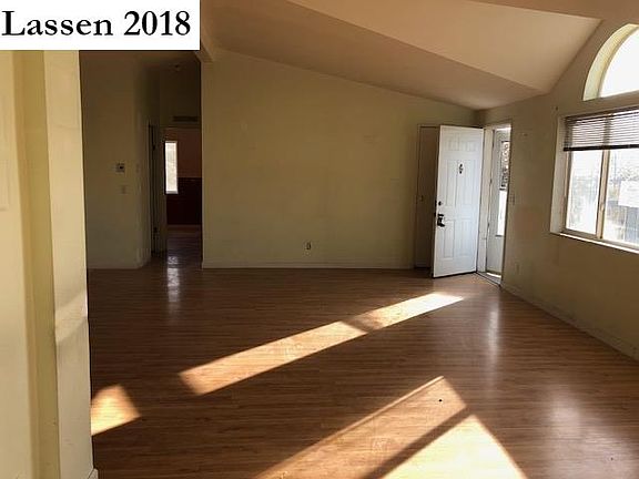 4th image of 713-500 Mariah Way
