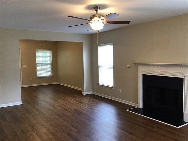 250 Border Rd — Photo 9