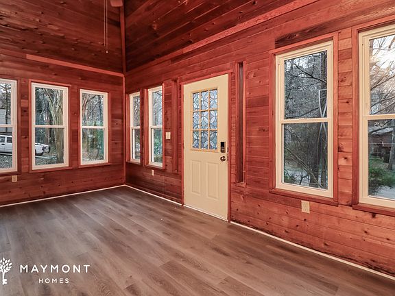 5th image of 6028 Matthew Ln