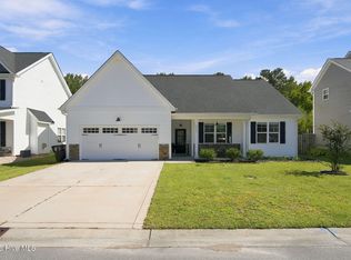 2024 Blue Bonnet Cir, Castle Hayne, NC 28429