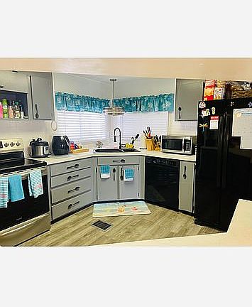 New remodeled kitchen 