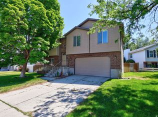 5529 S Harvey Heights Dr, Salt Lake City, UT 84129