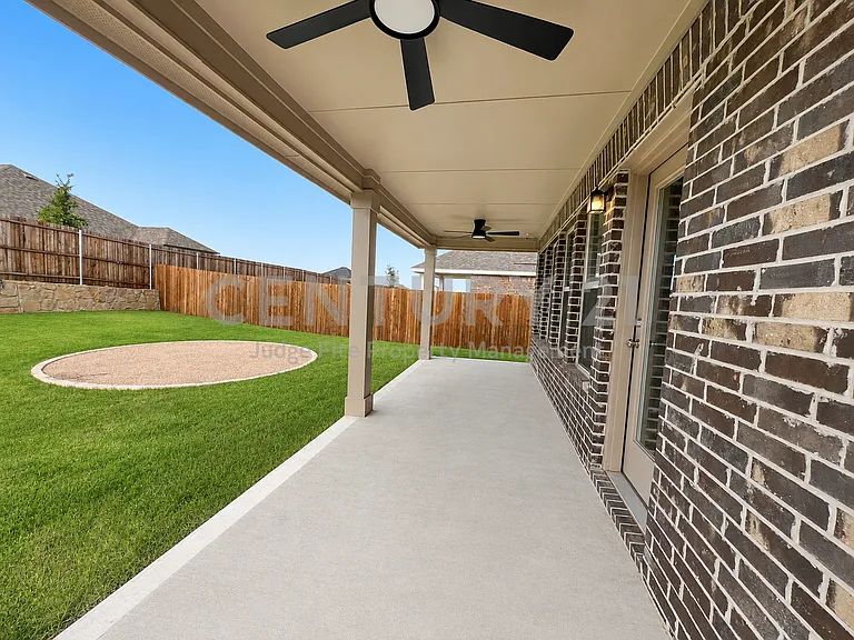 3720 Yarrow Dr — Photo 32