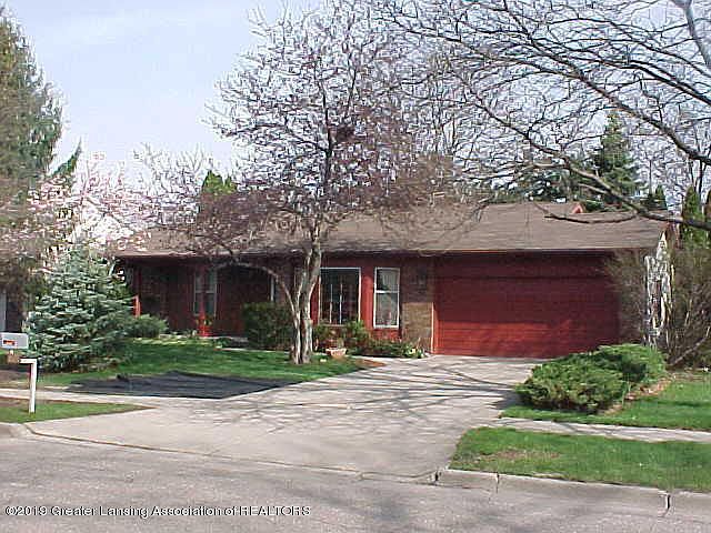 1st image of 610 Bainbridge Dr
