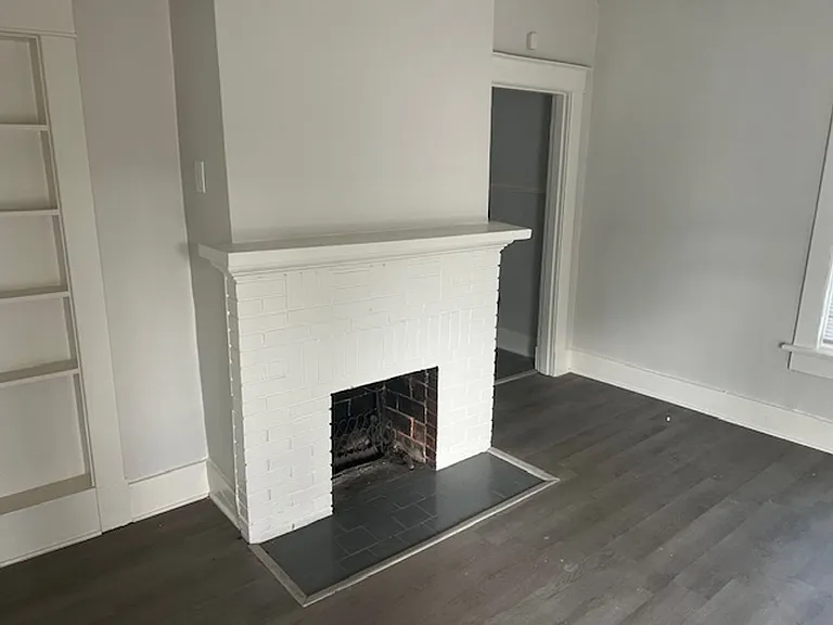631 S Graham St — Photo 5
