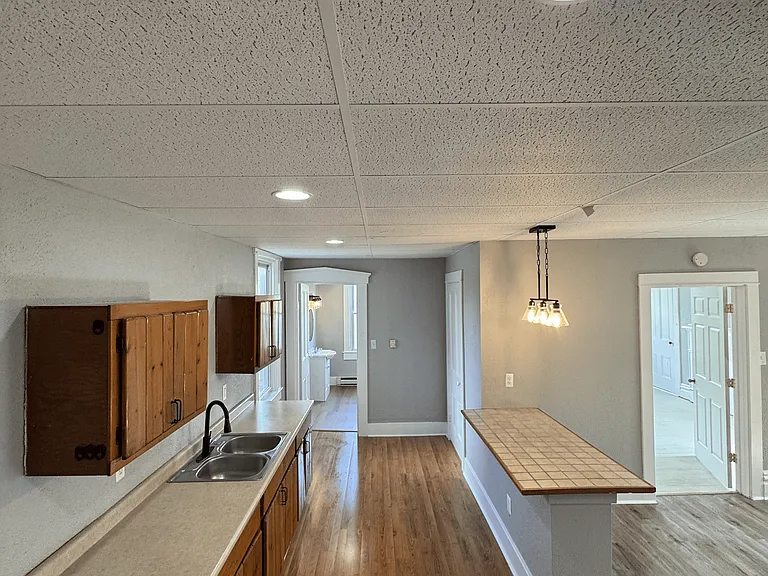 101 Dempe St #3 — Photo 6