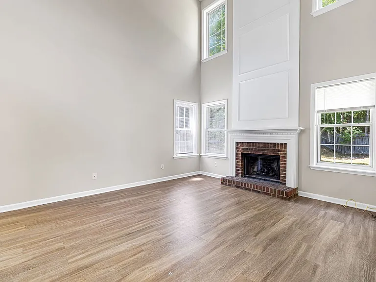 16 Woodward Ln — Photo 21