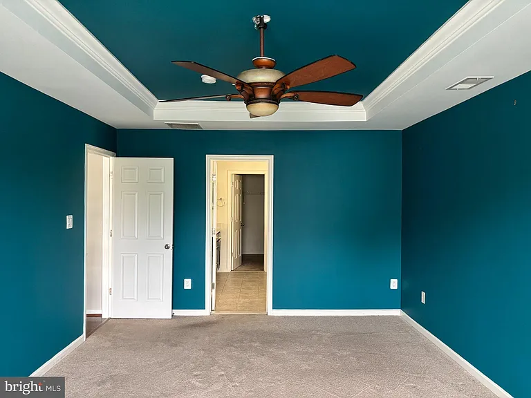 9820 Leighland Ct — Photo 8