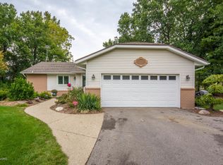 7100 Bonaire Ct NE, Rockford, MI 49341