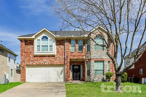 704 Crockett Dr Photo 1