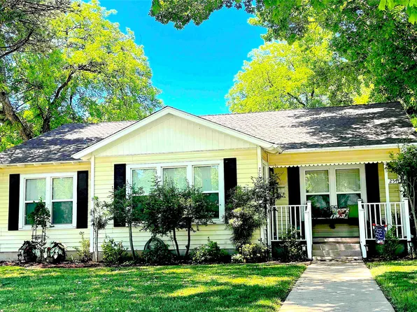 2511 Greenway Dr, Brownwood, TX 76801