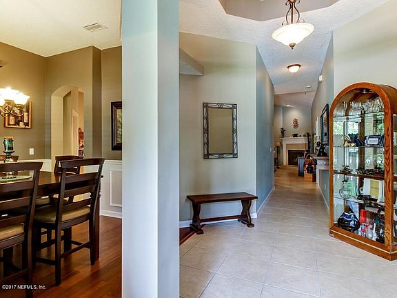 262 Johns Creek Pkwy Saint-MLS_Size-009-