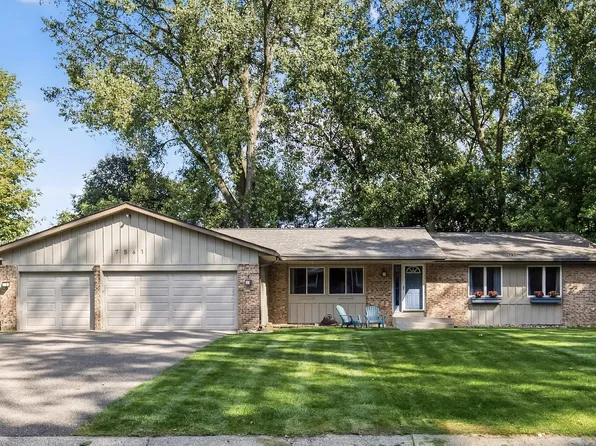 7561 Ontario Blvd, Eden Prairie, MN 55344