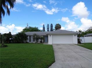 1061 Big Pine Rd, Sarasota, FL 34232