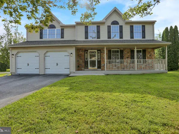 4590 Delmar Dr, Reading, PA 19606