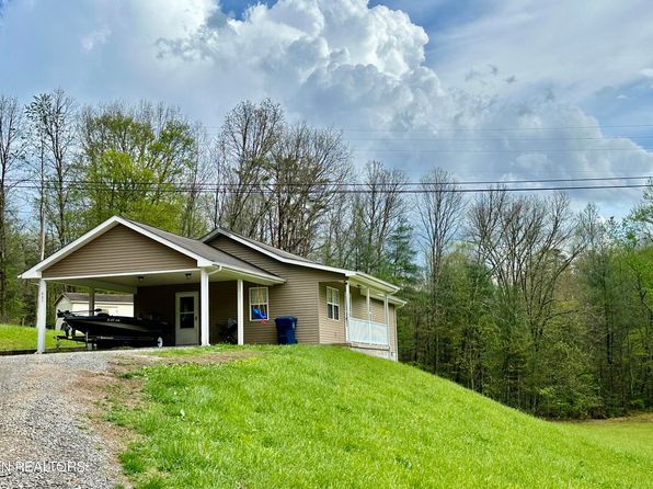 467 Deer Lodge Hwy, Sunbright, TN 37872