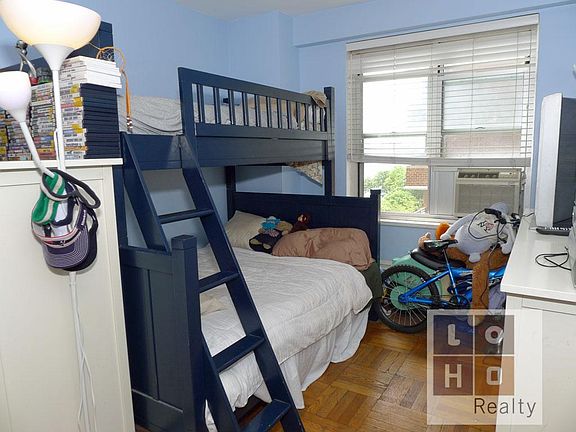 2nd image of 457 Franklin D Roosevelt Dr APT A906