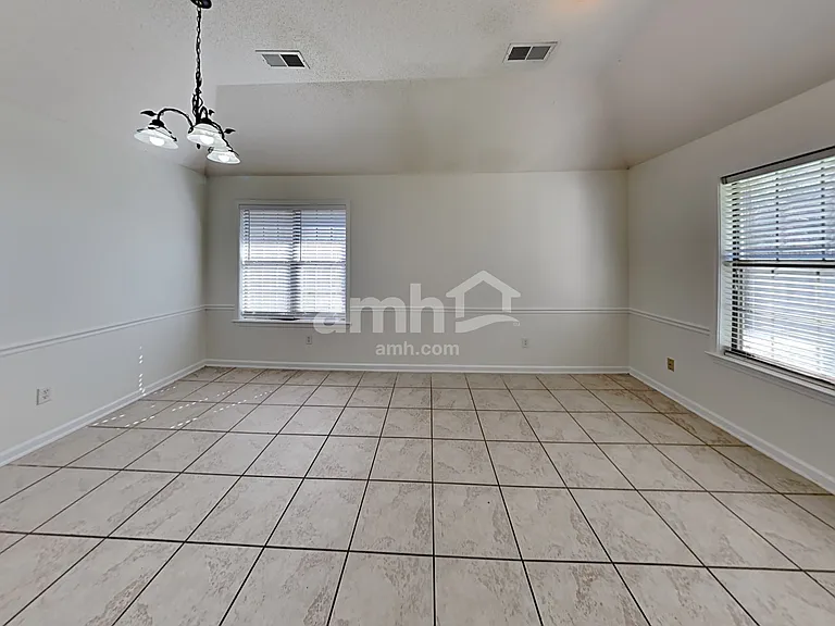 1673 Farkleberry Dr — Photo 8