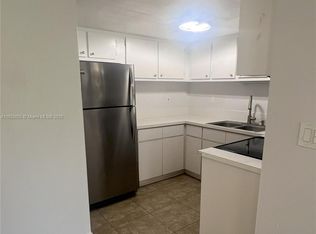 5780 SW 61st St #2, Miami, FL 33143