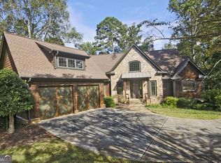 194 Edgewater Trl S, Toccoa, GA 30577