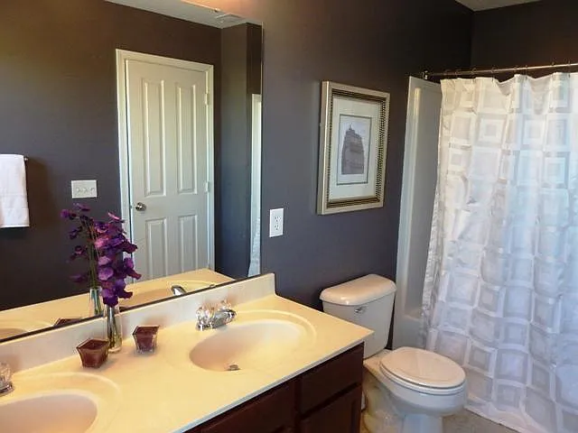 9429 Glencroft Way — Photo 10