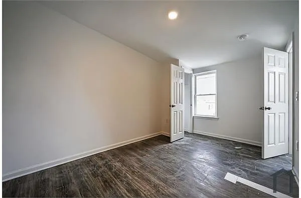 Building Photo - 408 Diamond St #1