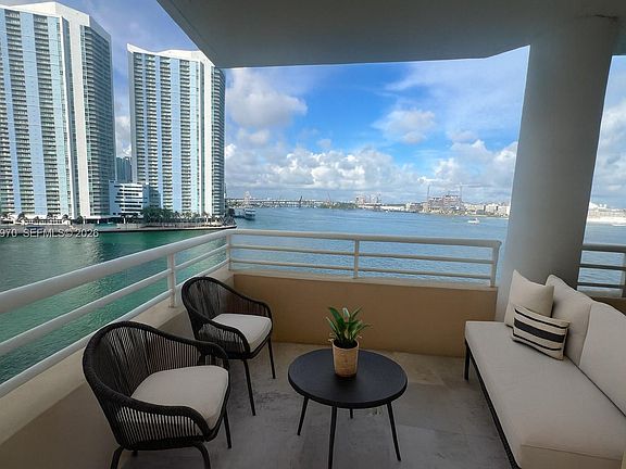 2nd image of 888 Brickell Key Dr APT 806