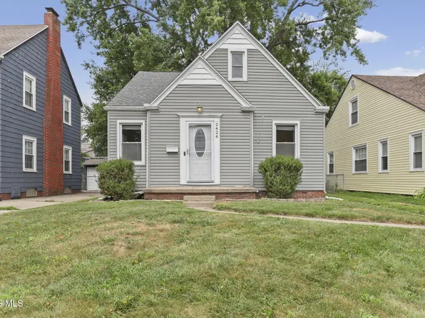 2424 Beaufort Ave, Toledo, OH 43613
