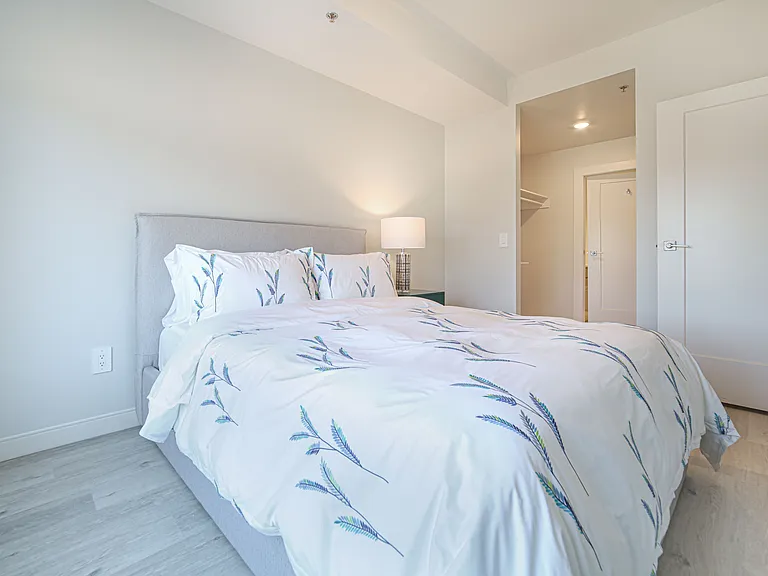 2600 McPhillips St — Photo 38