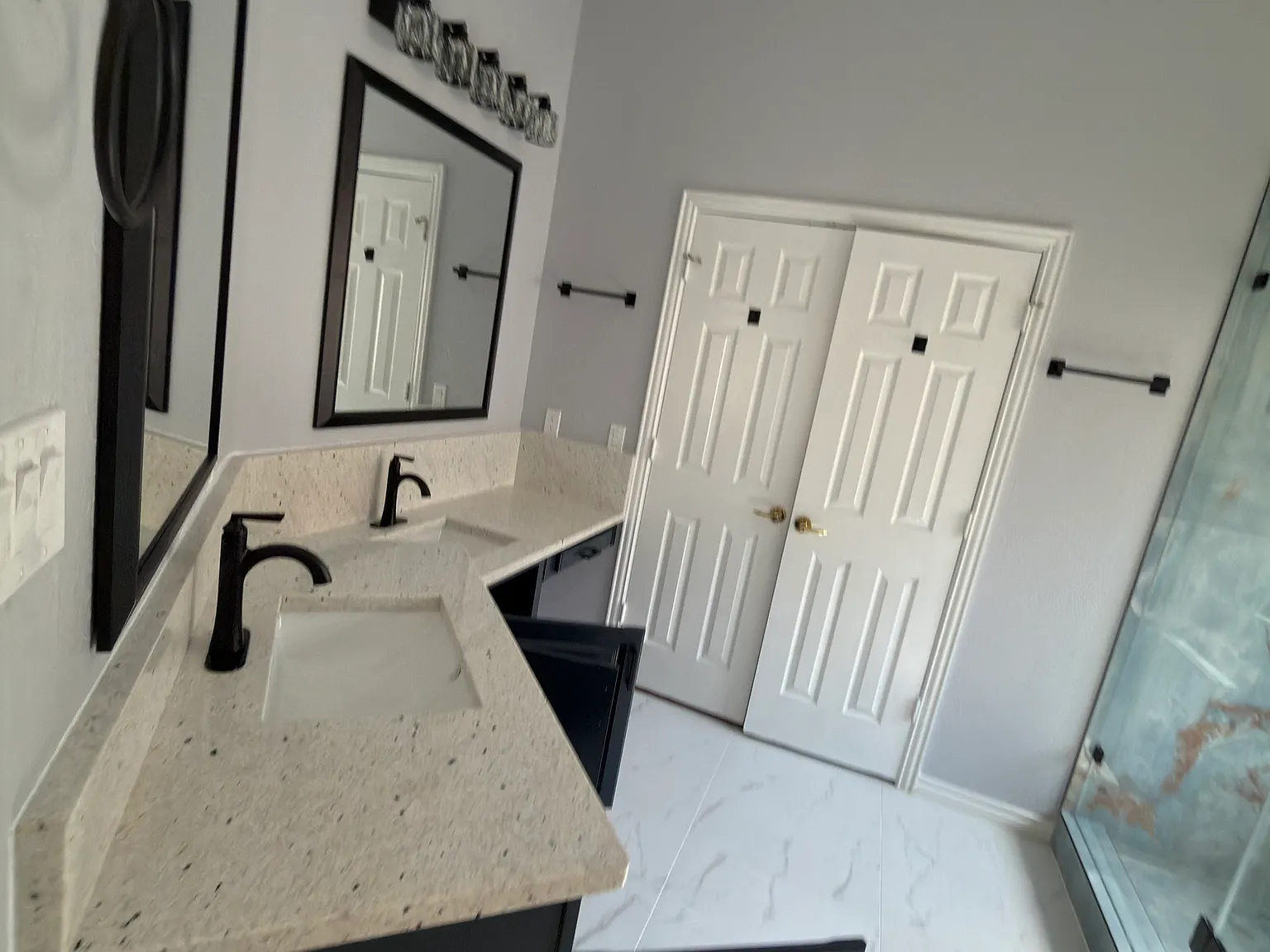 4 bed, 2628 sqft, $2,900 — Photo 3