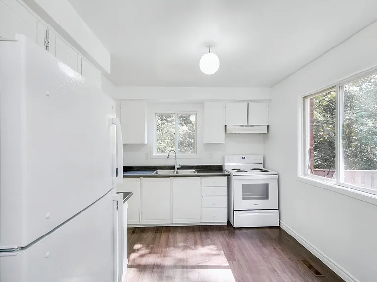 3061 Sir Johns Homestead — Photo 41