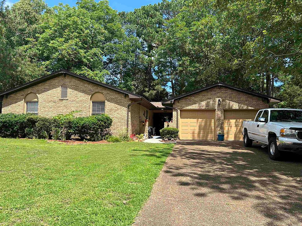 1st image of 2104 Indian Trails St